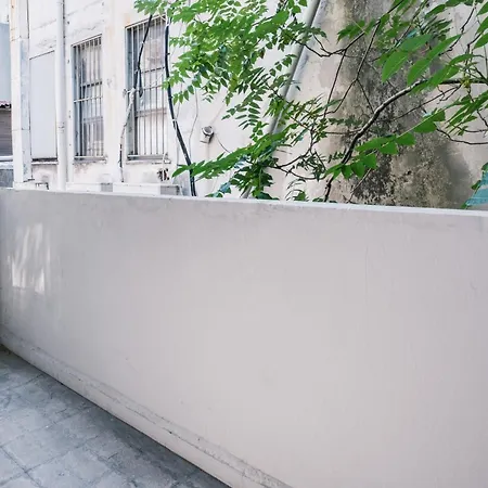 Charming Flat Next To Metro & Nisantasi In Sisli *